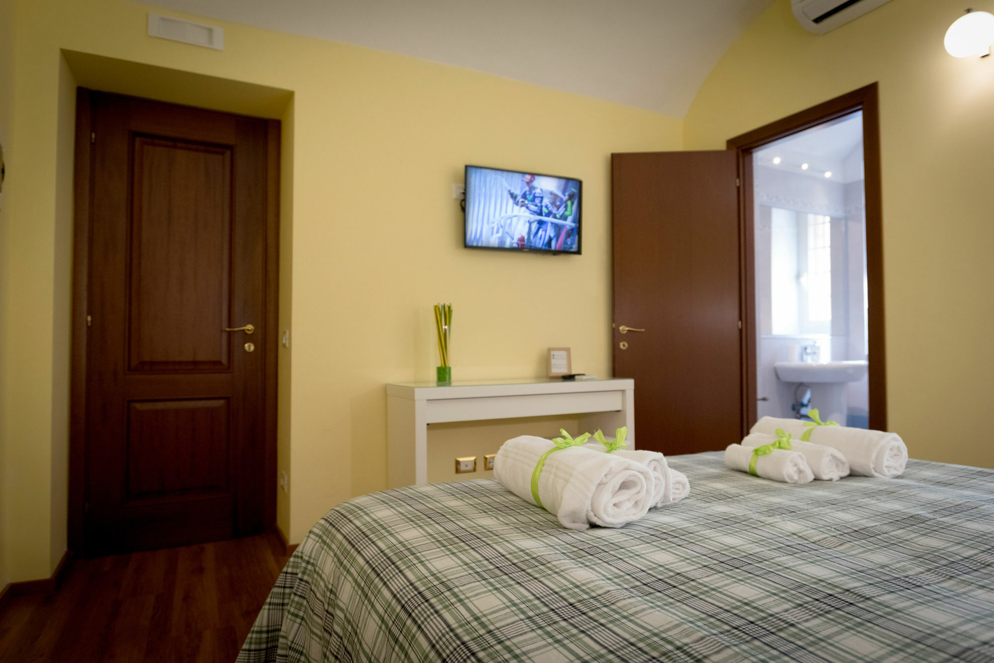 רומא Candia Green House B&B מראה חיצוני תמונה